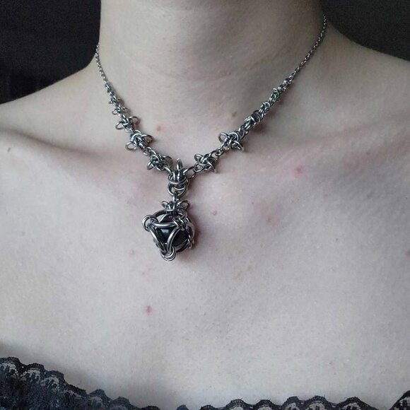 Gothic silver thorns & onyx pearl choker necklace - Picture 2 of 8